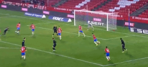 快船131-116击败黄蜂！哈登创79年NBA纪录，前无古人