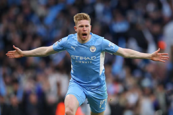 利雅得胜利3-1客胜十人新未来城体育，C罗点射，菲利克斯世界波