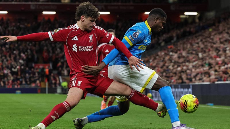 皇马更衣室，谁话事？